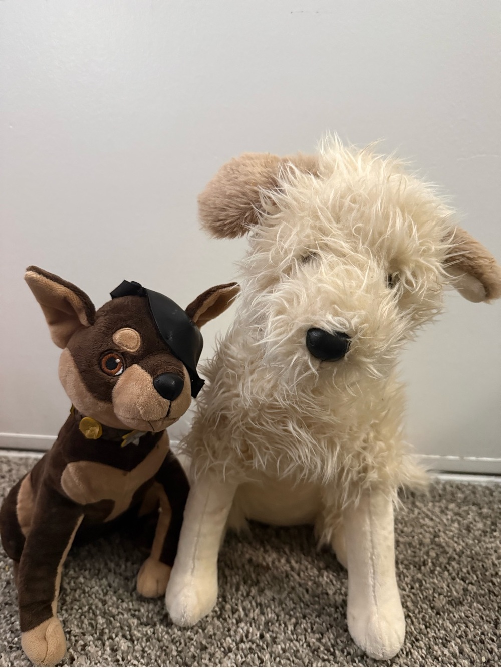 Wink & Buddy Cruella deville movie dogs plushies